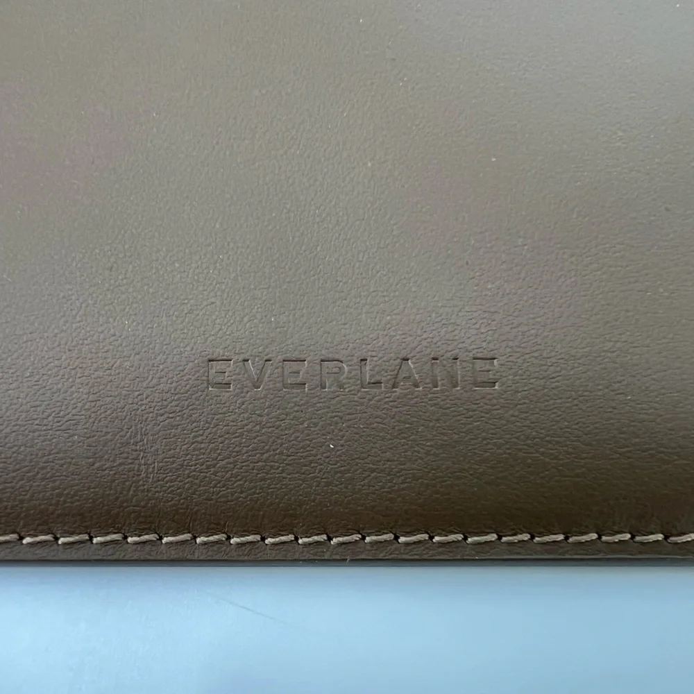 Everlane The Cactus Leather Sling‎ Bag - Picture 5 of 10